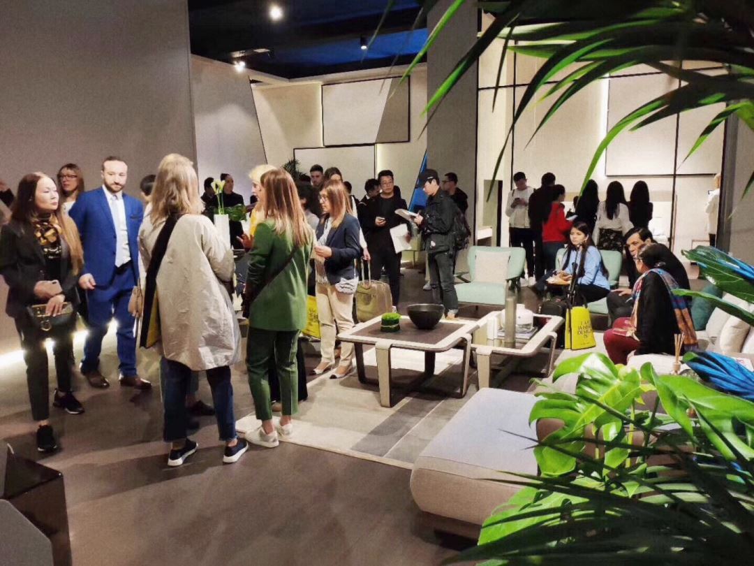 J&A杰恩設(shè)計與意大利頂級家具品牌TURRI共同打造的全新系列家具Vine“蔓”發(fā)布現(xiàn)場 J&A杰恩設(shè)計與意大利頂級家具品牌TURRI共同打造的全新系列家具Vine“蔓”發(fā)布現(xiàn)場